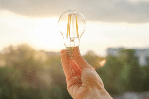 Ampoule LED - économies d'énergie